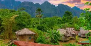 Village dans la jungle du Laos pour un voyage solidaire
