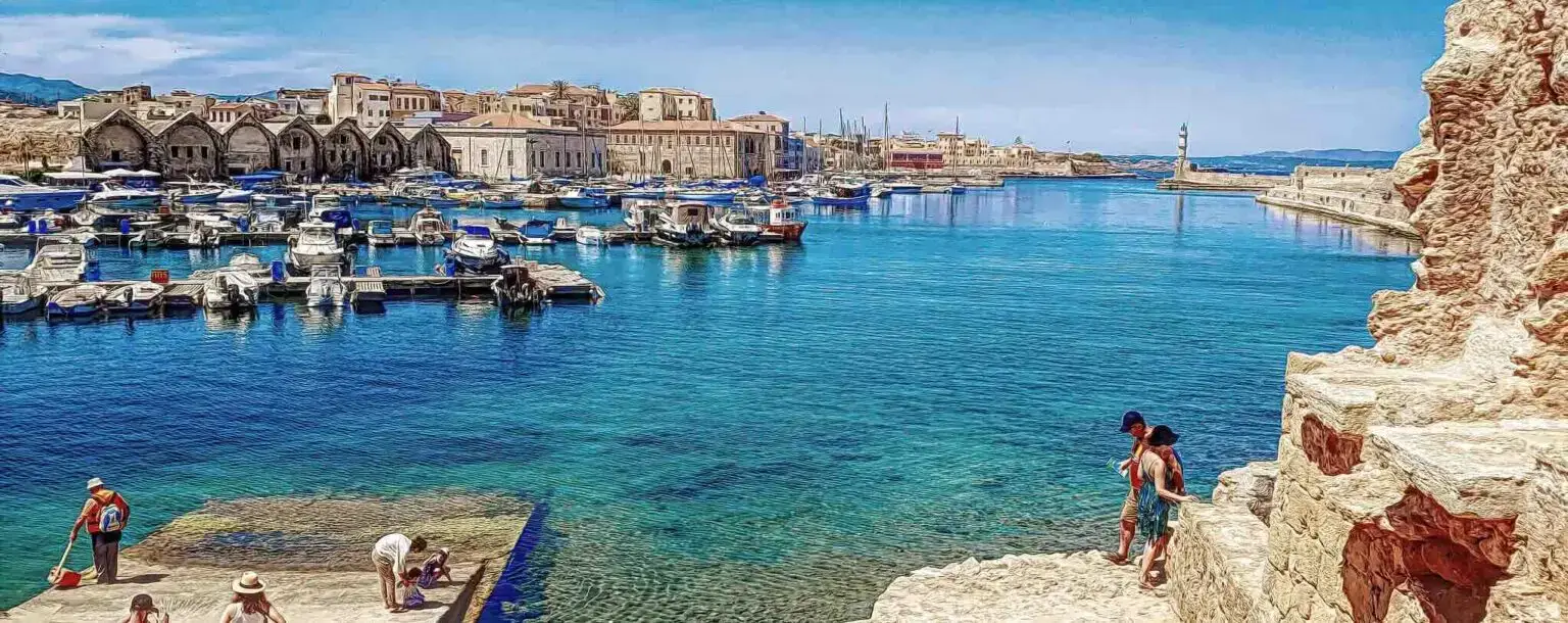 Petit port de crète pour un voyage en famille en avril