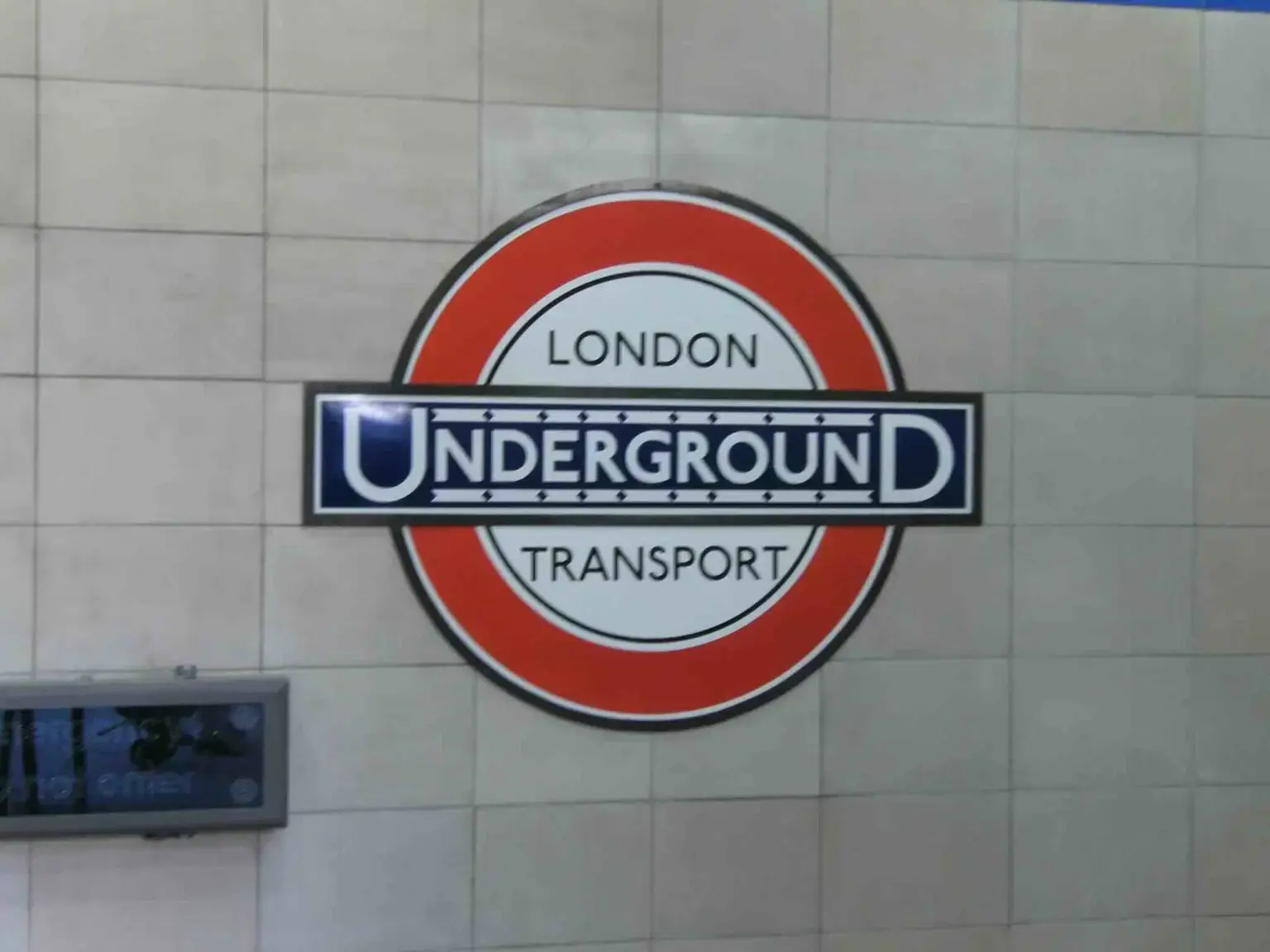 panneau du métro de Londres