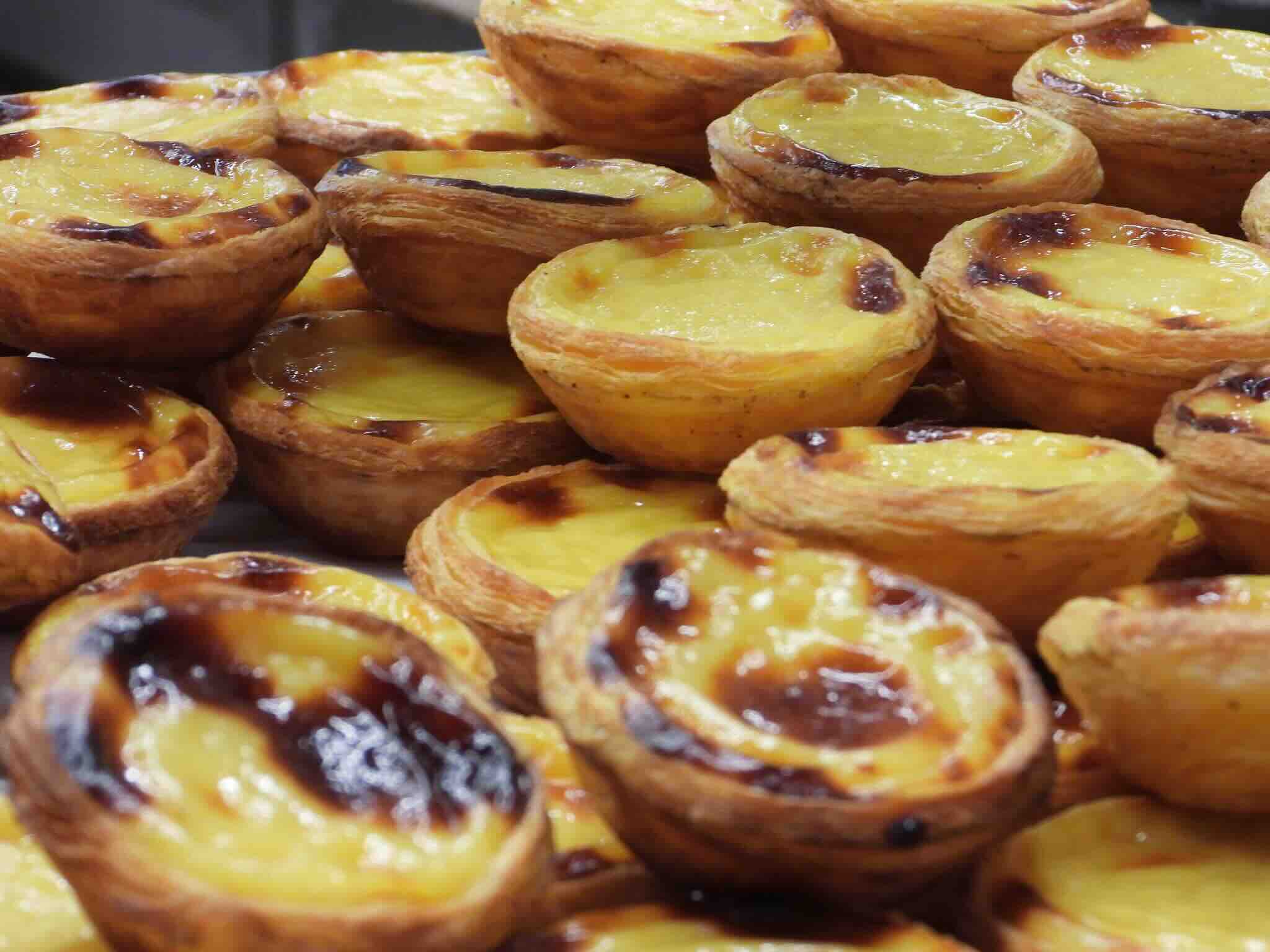 plusieurs pasteis de Nata