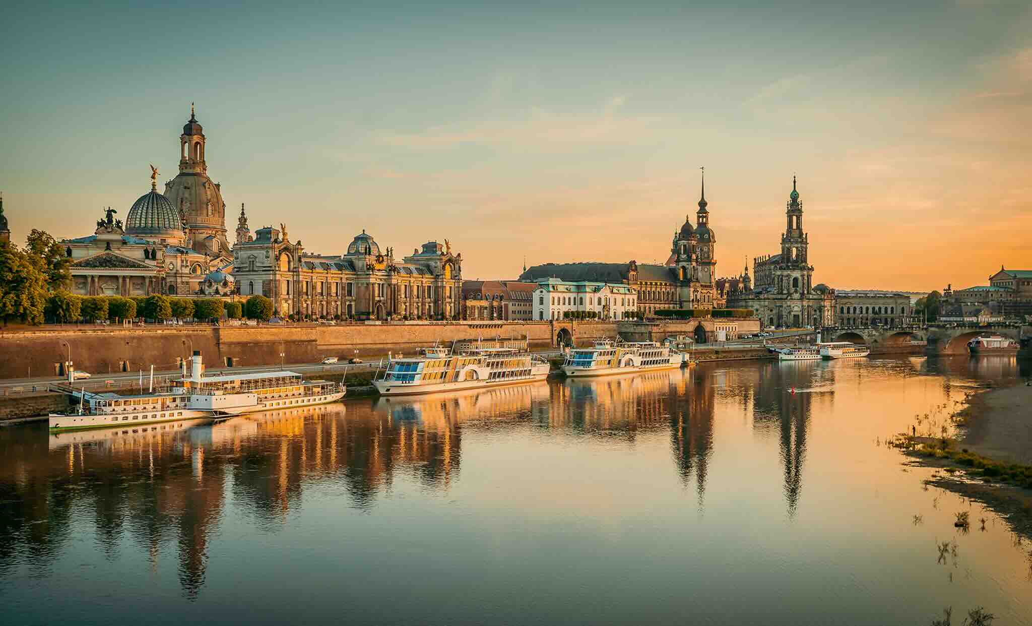 Monuments emblématiques de Dresden à l'heure dorée