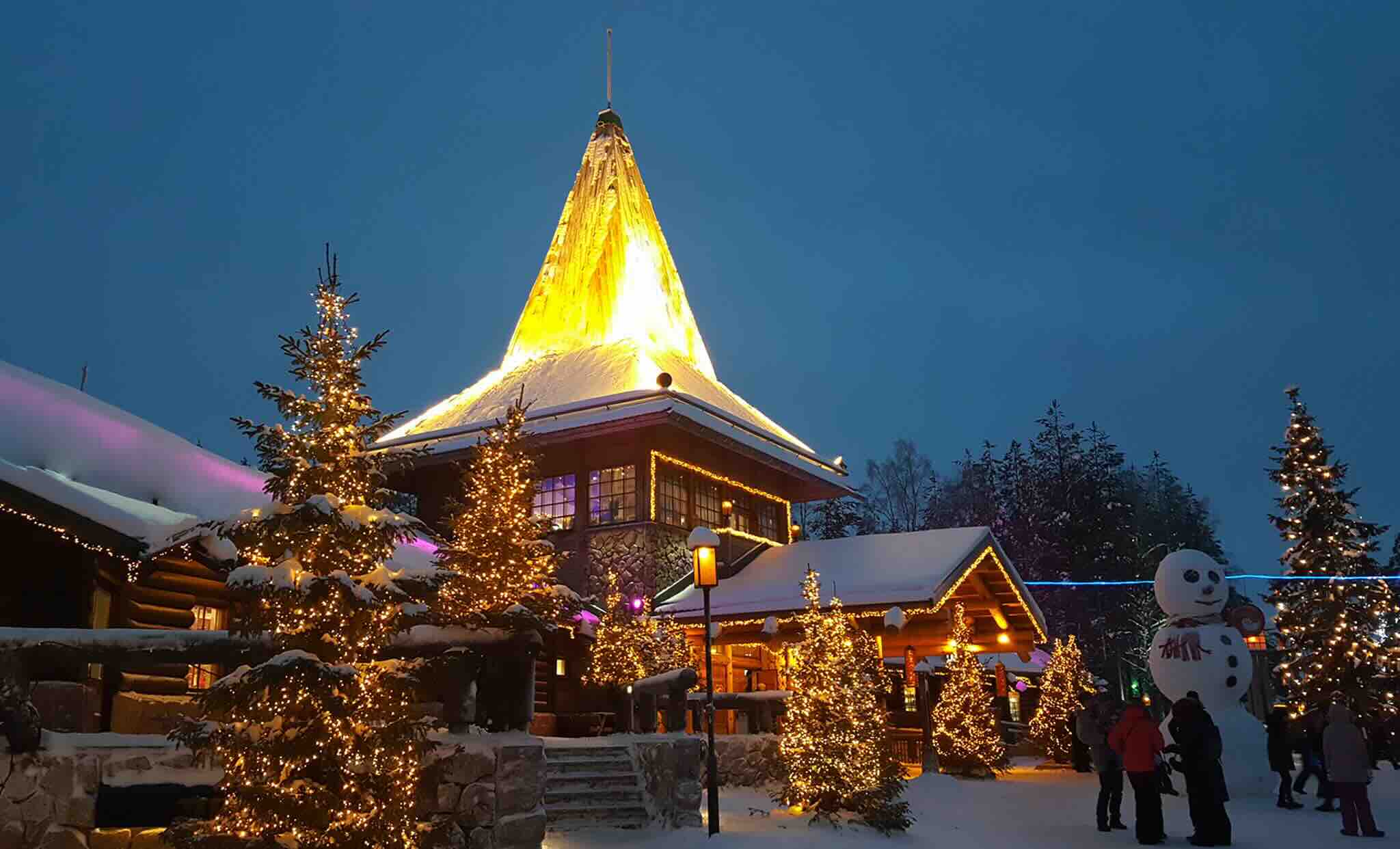 Maison traditionnelle à Rovaniemi, le village du Père Noël
